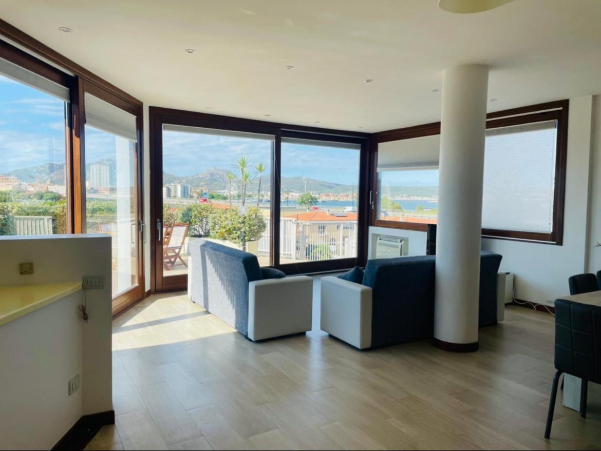 Sunny Rooftop Loft With Gorgeous Views Of Olbia Eksteriør bilde